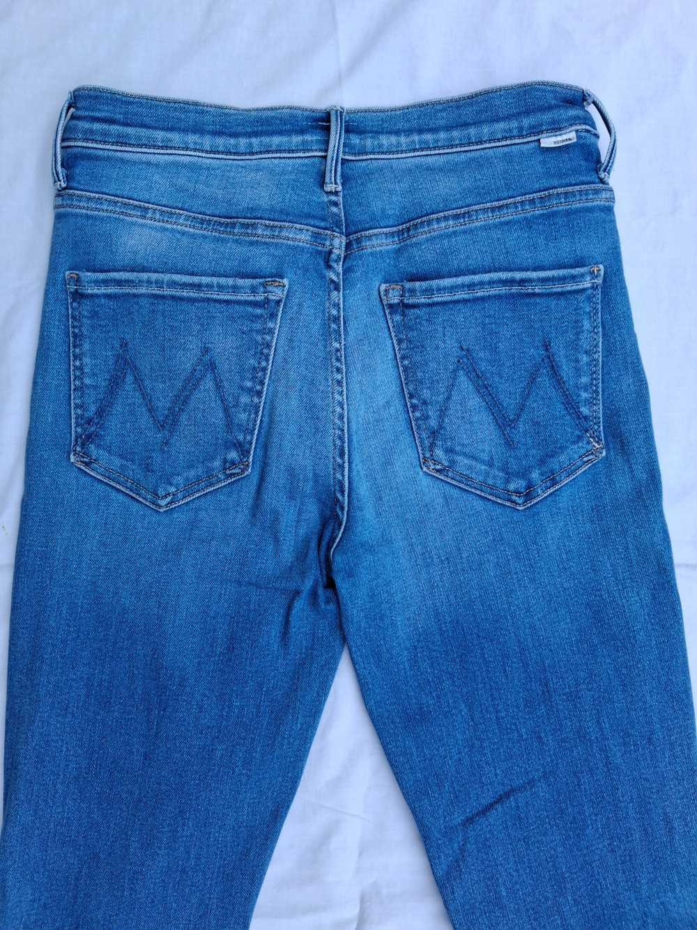 Mother The Weekender Flare Jeans - Classic Mid Wash - Picture 7 of 8